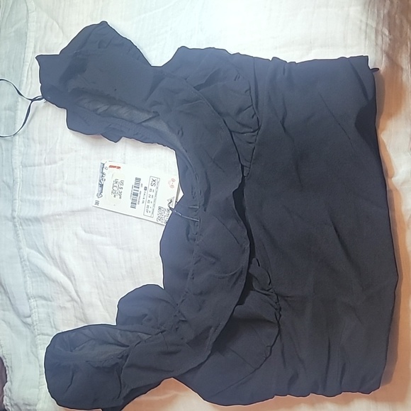 Zara Tops - Zara Elegant Black Top